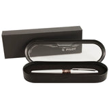 The Pilot Metropolitan Animal Collection brings a bold and stylish edge to everyday writing with its variety of animal prints that gives each design its own distinct pattern.