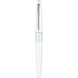 The Pilot Metropolitan Animal Collection brings a bold and stylish edge to everyday writing with its variety of animal prints that gives each design its own distinct pattern.