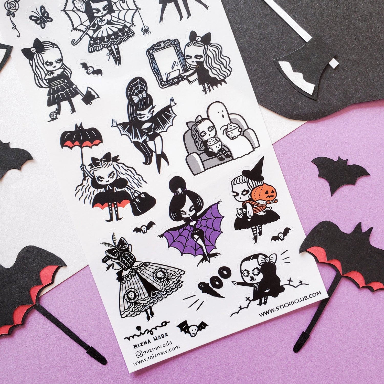 🖤🎀 These ghoulish gals by @miznawada have killer style—bat capes, spiderweb umbrellas, matching with their ghost BFFs for movie night (popcorn mandatory), and slaying every look from cemetery-chic to vampire glam. It’s giving goth girl energy with a sprinkle of mischief and a whole lot of cute. Catch us summoning spirits and fashion inspo.