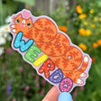 STUDIO Mimmi - Weirdo; Loopy Noodle Cat Vinyl Sticker

Where are my fellow weirdos at? :D Honestly, I wouldn’t want to be anything else ;)

Weatherproof vinyl with a smooth matte finish.

Size 1.75” x 3.75” (inches)