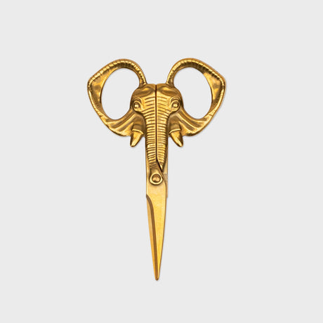 Big, bold, and beautifully designed — these No Bull! Jumbo Scissors are shaped like an elephant, combining strength, precision, and a touch of wild charm. With sharp stainless steel blades and a brass-plated finish, they’re perfect for everything from crafts to haircuts — and guaranteed to stand out on any desk or dressing table.