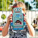 Keep your food safe and secure in this retro lunchbox.

There's plenty of space in the Lunch-Bot for all the essentials - sandwiches, fruit and even a sneaky chocolate bar! Make mealtimes and your lunchtime fun again with this great alternative to typical lunchboxes.
