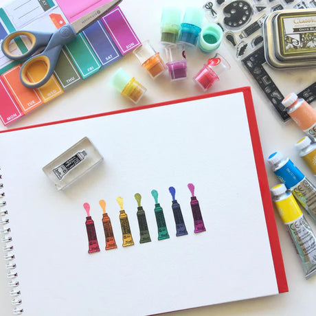 I always feel that life is just never black & white and that its filled with memories so colorful that it bursts through and needs to be shared. If you agree, then the HST™ Color Canvas will be perfect for you.