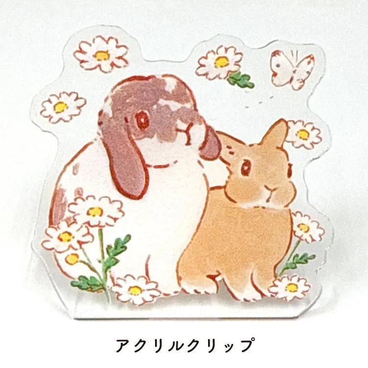 This clip can be rotated 360° and reoriented to suit the application.
The transparent clip makes you feel happy when you suddenly see it in your daily life.
If you like rabbits and are fans of Shinako, they are so cute that you will want both patterns. It's perfect for your own everyday use as well as a gift!

Size: 49 x 48mm
Material: Acrylic