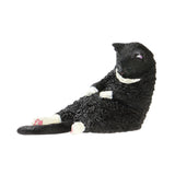 As part of the new "SLEEPY CAT" series This collection features cats in their relaxed and sleepy poses, capturing the tranquil moments of their everyday lives. These adorable figures are so charming you'll want to display and admire them all together! Approximately 7.2cm wide.

Lineup (6 Variants):

Tuxedo Cat
American Shorthair
Black Cat
Scottish Fold
Persian Cat