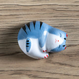 Sleepy Grey Cat Chopsticks Rest

Porcelain gray sleepy cat chopstick rest / pen rest.