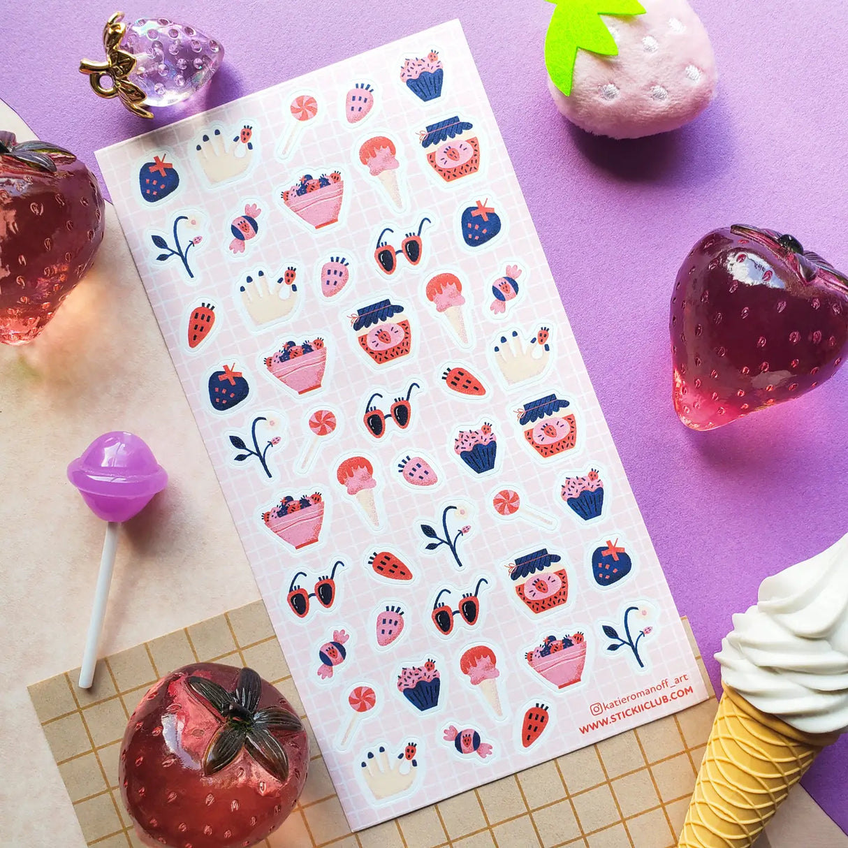 🍓🕶️ Sweet, bright, and ready for a strawberry-filled day out, @katieromanoff_art’s playful sheet is packed with all the little things that make summer feel extra fun. From berry sunglasses and strawberry nails to jam jars, frosty treats, cupcakes, candies, and tiny floral details. A fresh-picked mix of fruity charm, playful style, and berry-sweet fun.


Art by: @katieromanoff_art