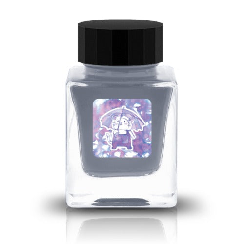 The Special Collaboration collection features inks from Tono & Lims and Cafecally, a shop based in Korea. These collaboration inks shine uniquely with a beautiful mixture of colors that complement each other.