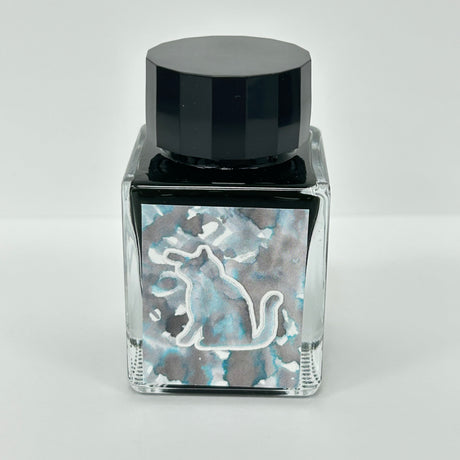 TONO &amp; LIMS Ink- Special Collaboration - Cafe Cally - Myo Cat

The Special Collaboration collection features inks from Tono &amp; Lims&nbsp;and Cafecally, a shop based in Korea. These collaboration inks shine uniquely with a beautiful mixture of colors that complement each other.

Collaboration with Cafecally
30ml

Dye-based ink