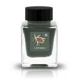 LANIAKEA

LANIAKEA is part of the Deeep Field collection, designed to deliver a rich, multi-layered writing experience with a unique shading effect. The Deeep Field collection continues the cosmic narrative first introduced in the Deeep Space series, with both lines drawing inspiration from the beauty and mystery of celestial bodies.

30ml