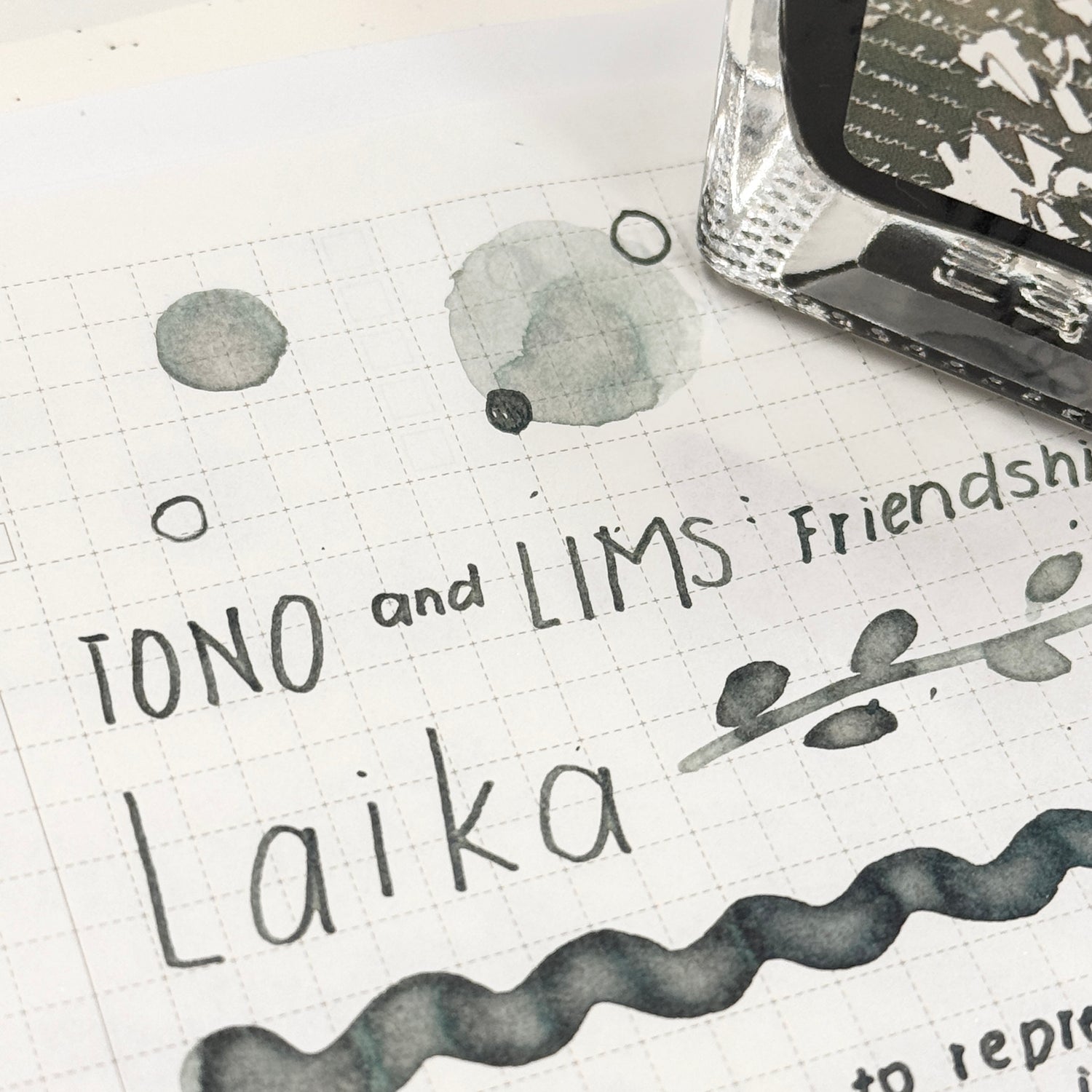 TONO & LIMS Ink - Friendship - Laika