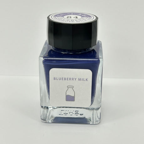 TONO &amp; LIMS Ink - Special Collaboration - Blueberry Milk

The Special Collaboration collection features inks from Tono &amp; Lims&nbsp;during the "A Space Walk 2025" event in New York City! These collaboration inks shine uniquely with playful elements such as shimmer paired with fluorescent colors.

Collaboration with&nbsp;Pentonote
30ml

Water-based Pigmented Ink