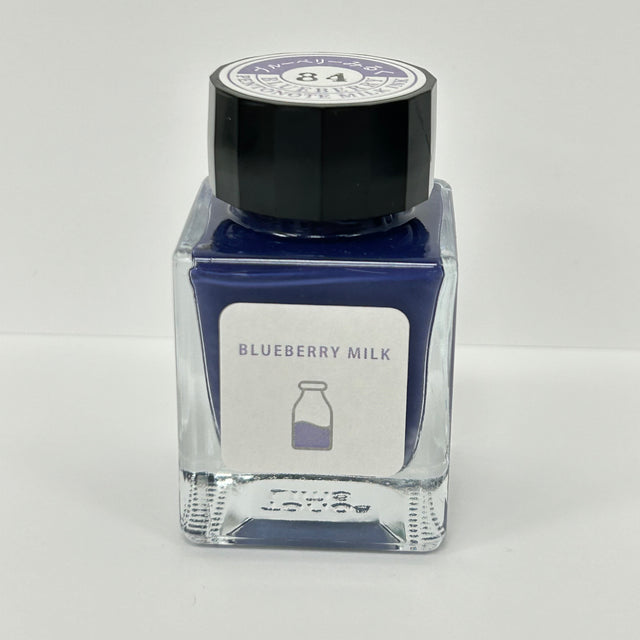 TONO &amp; LIMS Ink - Special Collaboration - Blueberry Milk

The Special Collaboration collection features inks from Tono &amp; Lims&nbsp;during the "A Space Walk 2025" event in New York City! These collaboration inks shine uniquely with playful elements such as shimmer paired with fluorescent colors.

Collaboration with&nbsp;Pentonote
30ml

Water-based Pigmented Ink