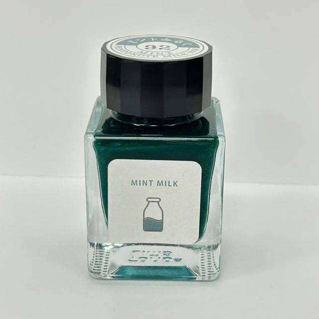 TONO &amp; LIMS Ink - Special Collaboration - Mint Milk

The Special Collaboration collection features inks from Tono &amp; Lims during the "A Space Walk 2025" event in New York City! These collaboration inks shine uniquely with playful elements such as shimmer paired with fluorescent colors.

Collaboration with&nbsp;Pentonote
30ml

Water-based Pigmented Ink