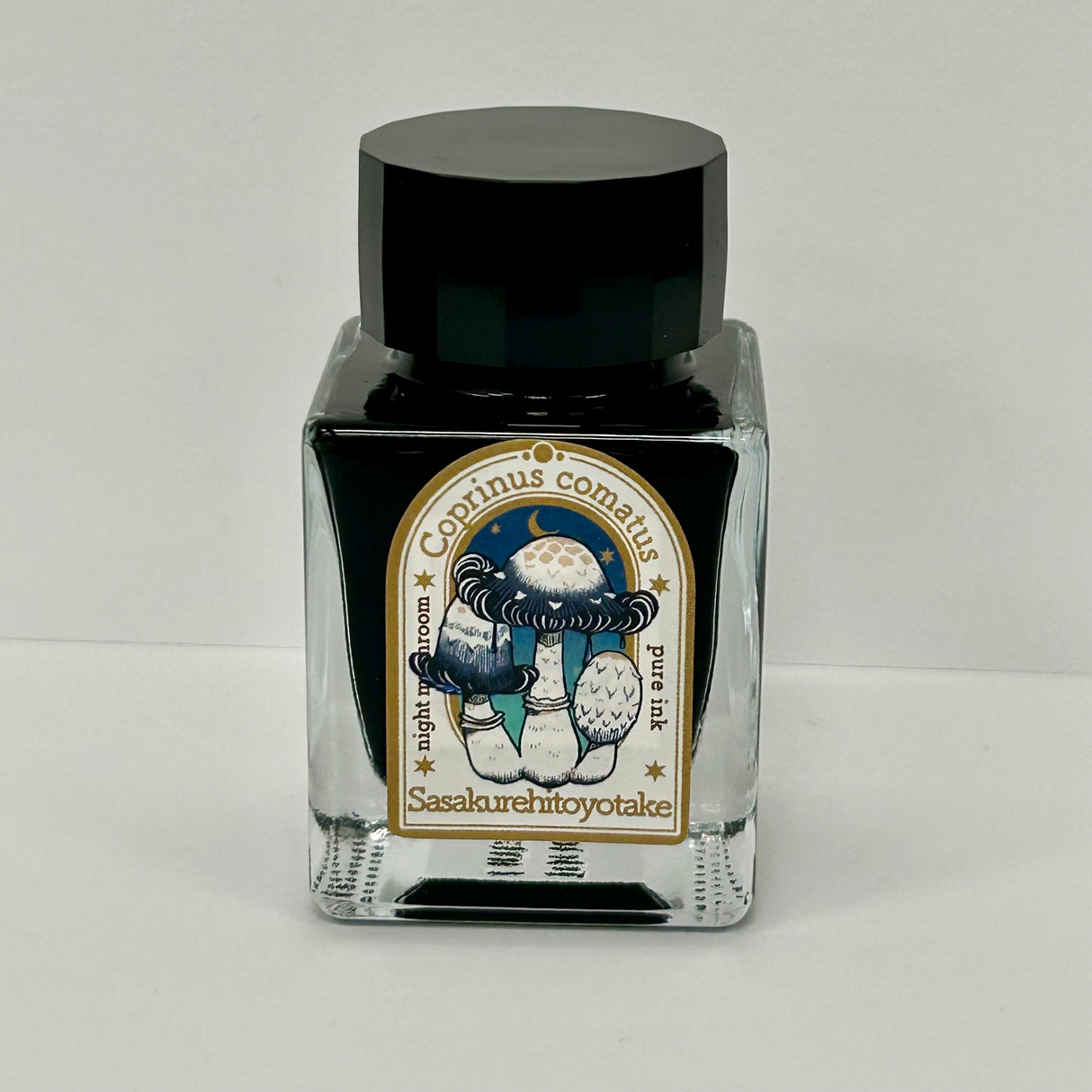 TONO &amp; LIMS Ink - Special Collaboration - Mushroom Image Ink Sasakurehitoyotake Pure

The Special Collaboration collection features inks from Tono &amp; Lims during the "A Space Walk 2025" event in New York City! These collaboration inks shine uniquely with playful elements such as shimmer paired with fluorescent colors.

Collaboration with&nbsp;nocco
30ml

Dye-based ink