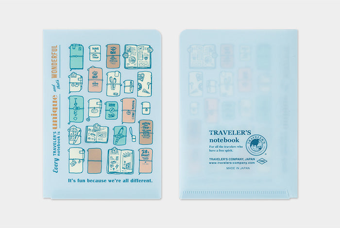 This clear folder features TRAVELER's theme for the year in which "Every TRAVELER'S notebook is unique and that's wonderful." Use this folder to hold stickers, business cards, tickets, stamps, and other scraps you may come across during your travels!
