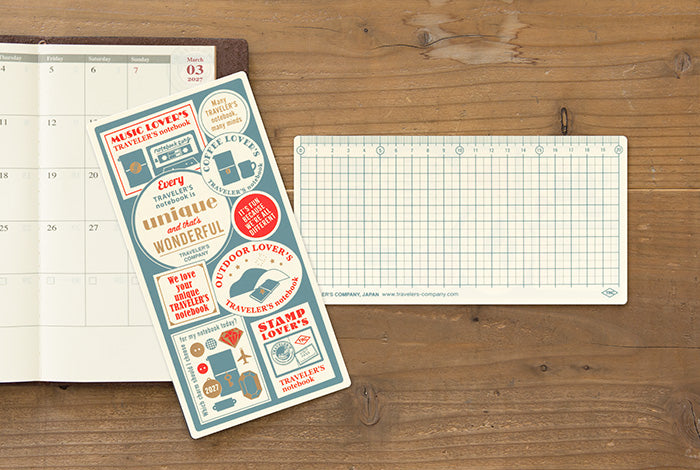 This is a useful plastic sheet for all sorts of situations while traveling, such as writing while standing, using it as a bookmark to instantly open to a certain page, and drawing straight lines with the edge. The theme of the 2027 edition is “Every TRAVELER’S notebook is unique and that’s wonderful.”