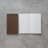 The new designed SMART GRIDS and the horizontal and vertical anchor points for dividing the page into three or four equal parts show clear formats at one glance
The unique structure design, including a proper width for users to hold with one hand and the thick back cover, allows users to write while moving or standing
Uses 4mm grids as the core format; single grids are suitable for English or Japanese, and double grids for Chinese characters
Utilize the 2mm mini-grids to align and draw formats