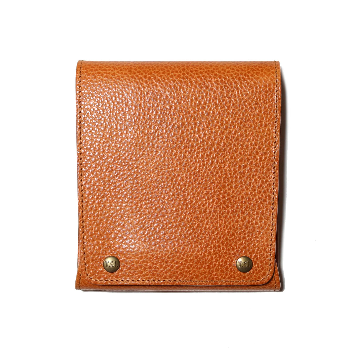 This case for fountain pens can hold five pens individually.

Lined with pig suede for a luxurious look and feel, your precious pens will be well protected and carried.

The buttons are original, made of solid brass and stamped with T.S.L.

SIZE :&nbsp;L13cm × H15cm


COLOR : Camel / Brown&nbsp;/ Black


MATERIAL :&nbsp;Cow leather

Leather Products:

The leather used in this product is natural leather.
We do not use scratches that lead to tears or rips, but we use scratches and wrinkles that are originally