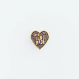 The popular "I love HANDMADE" design, well-known from our patches, is now available as a colorful pin!

It comes in 10 colors, matched to the paint colors of our engineer bags.

The metal parts are made from solid, unplated brass.

As you use it, the brass will develop a natural patina over time—enjoy the changing character that comes with age.

Color: The color you see on your screen may differ from the actual product.

Brass Products

Due to the nature of brass, some areas may appear slightly tarnished du