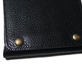 This case for fountain pens can hold five pens individually.

Lined with pig suede for a luxurious look and feel, your precious pens will be well protected and carried.

The buttons are original, made of solid brass and stamped with T.S.L.

SIZE :&nbsp;L13cm × H15cm


COLOR : Camel / Brown&nbsp;/ Black


MATERIAL :&nbsp;Cow leather

Leather Products:

The leather used in this product is natural leather.
We do not use scratches that lead to tears or rips, but we use scratches and wrinkles that are originally
