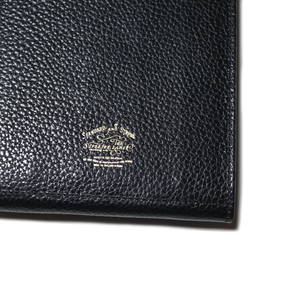 This case for fountain pens can hold five pens individually.

Lined with pig suede for a luxurious look and feel, your precious pens will be well protected and carried.

The buttons are original, made of solid brass and stamped with T.S.L.

SIZE :&nbsp;L13cm × H15cm


COLOR : Camel / Brown&nbsp;/ Black


MATERIAL :&nbsp;Cow leather

Leather Products:

The leather used in this product is natural leather.
We do not use scratches that lead to tears or rips, but we use scratches and wrinkles that are originally