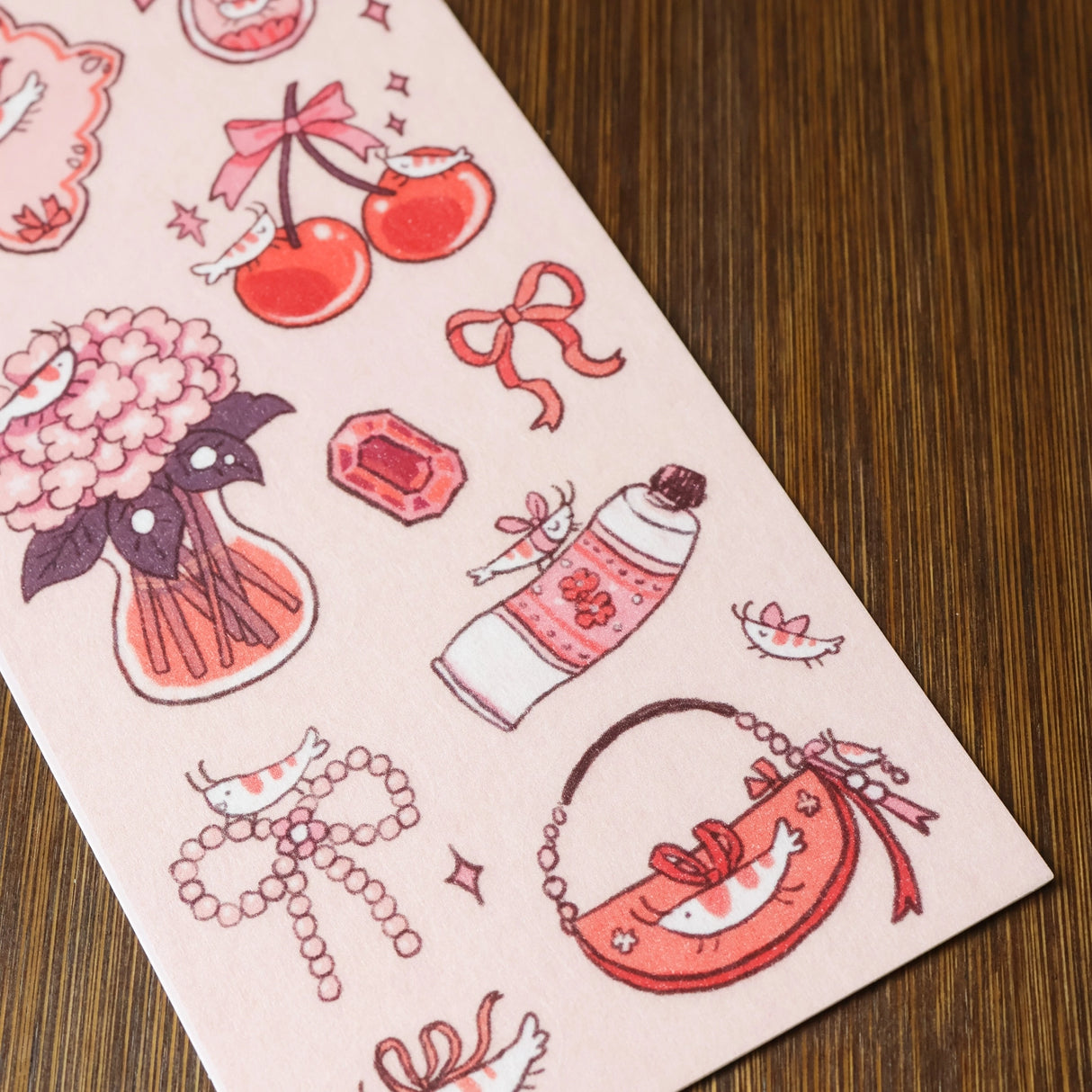 Cute decorative stickers for your journal and stationery collection!

Sticker Sheet: 6 x 3 inches
Sticker Sheet Package: 7 x 3 inches