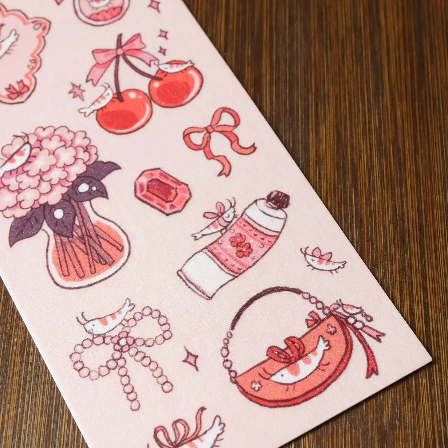 Cute decorative stickers for your journal and stationery collection!

Sticker Sheet: 6 x 3 inches
Sticker Sheet Package: 7 x 3 inches