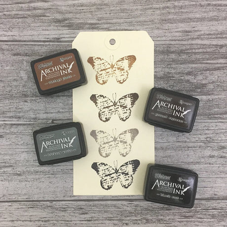 Tim Holtz Distress® Mini Archival Ink pads are waterproof, acid-free dye inks featuring the classic Distress color palette in the same fade resistant formula used in Ranger Archival Ink.