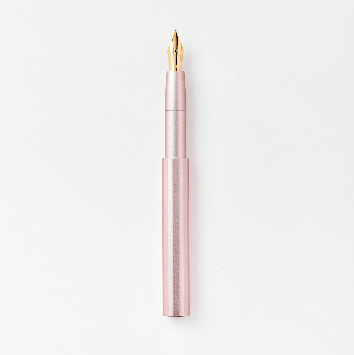 Tom's Studio - The Studio Pocket Fountain Pen 2.0 - Blush