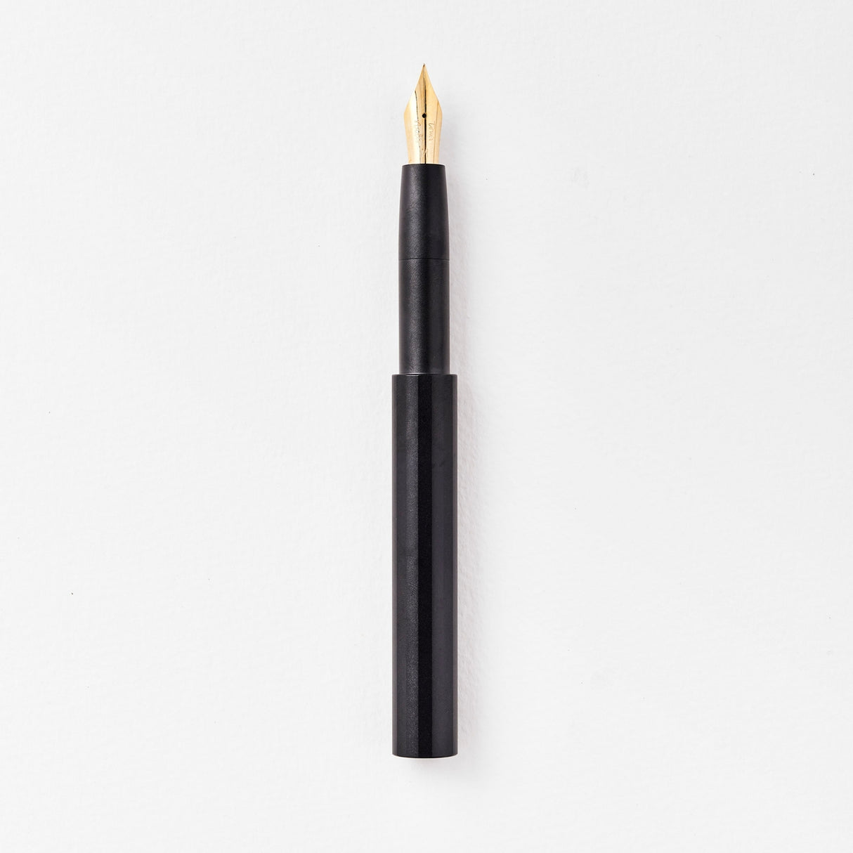 Tom's Studio - The Studio Pocket Fountain Pen 2.0 - Matte Black