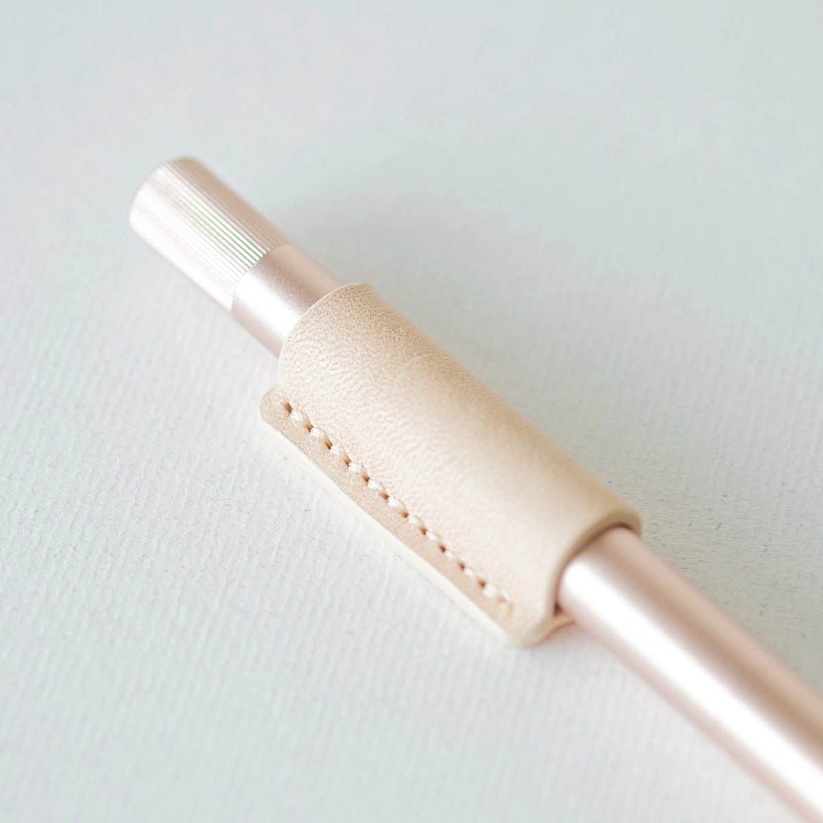 Tom's Studio Lumos - Grip & Rollstop - Natural Leather