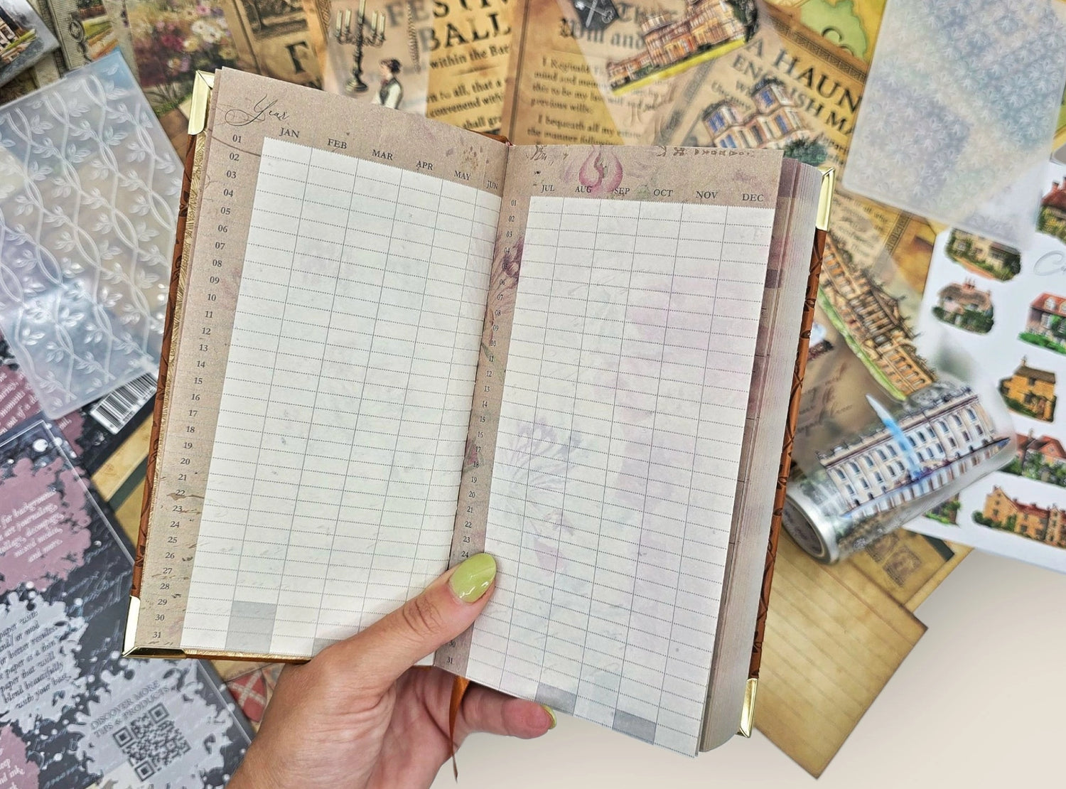 CoraCreaCrafts Vintage Planner (Undated)