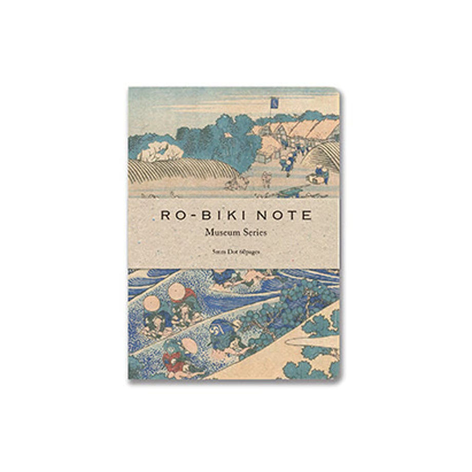 The RO‑BIKI Note is a beautifully crafted Japanese notebook known for its distinctive waxed paper cover, which gains character the more you use it. Over time, the cover softens, develops a natural patina, and becomes uniquely yours—making every notebook feel personal and well‑loved.