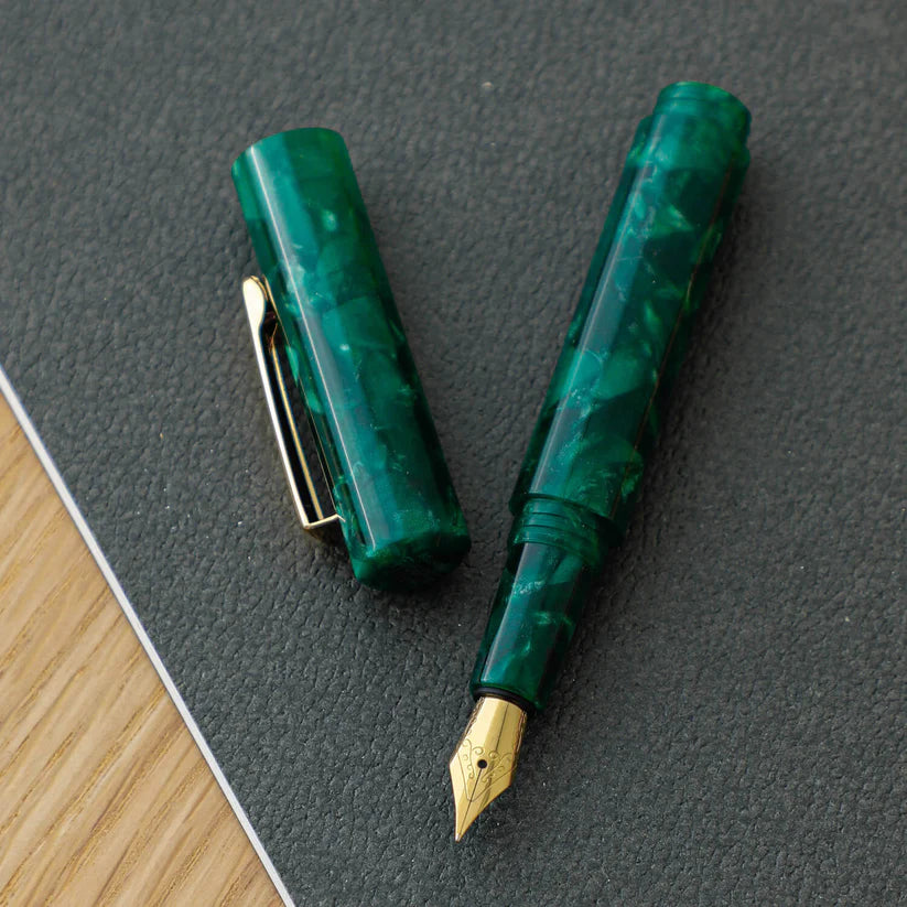 Marbled Fountain Pen (ATTACHÉ) Green