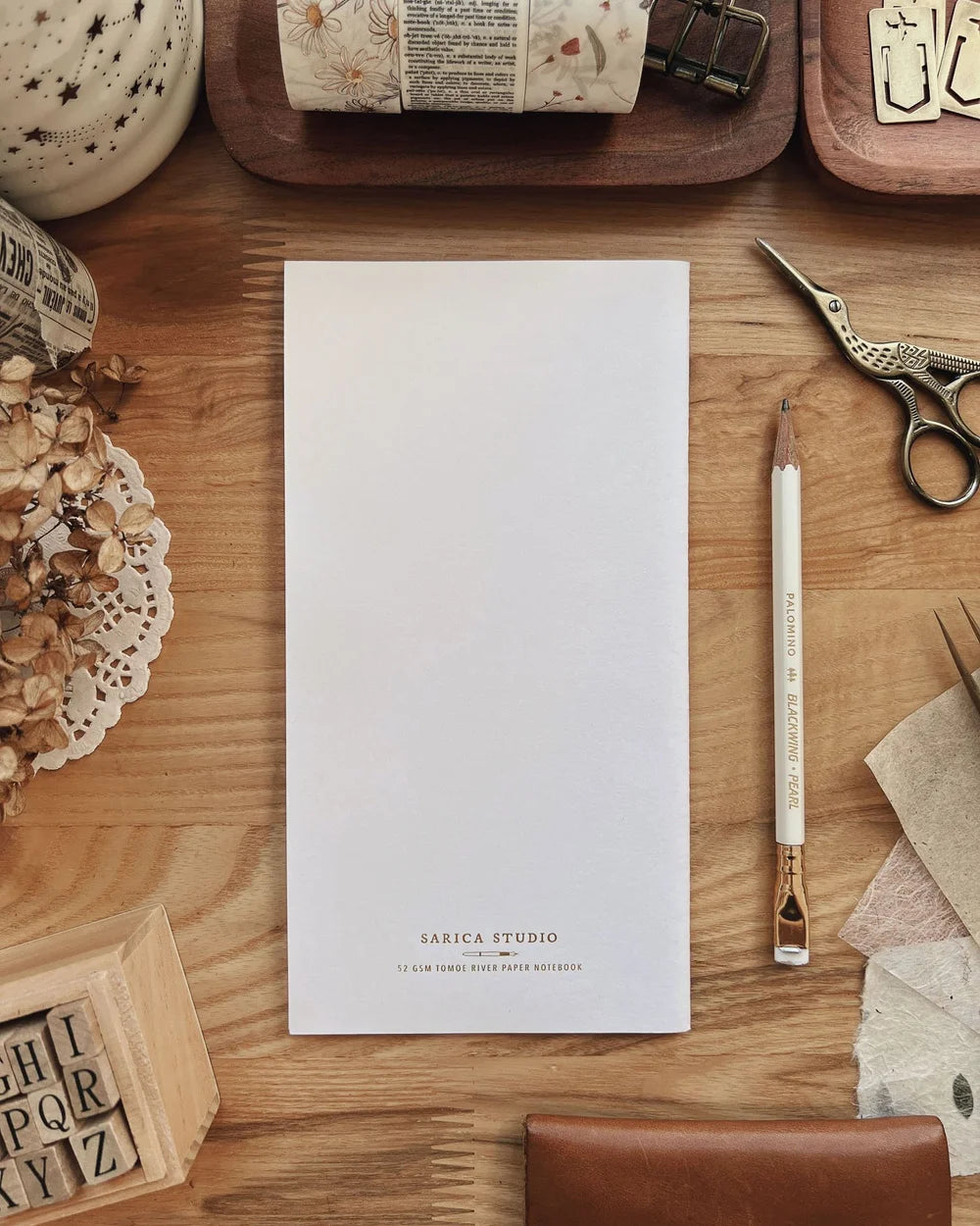 Sarica Studio Lily Notebook (Standard TN Size)