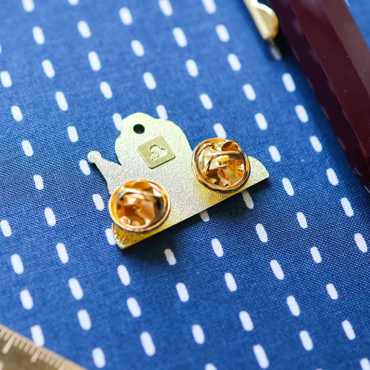 Shiny Clip Enamel Pin