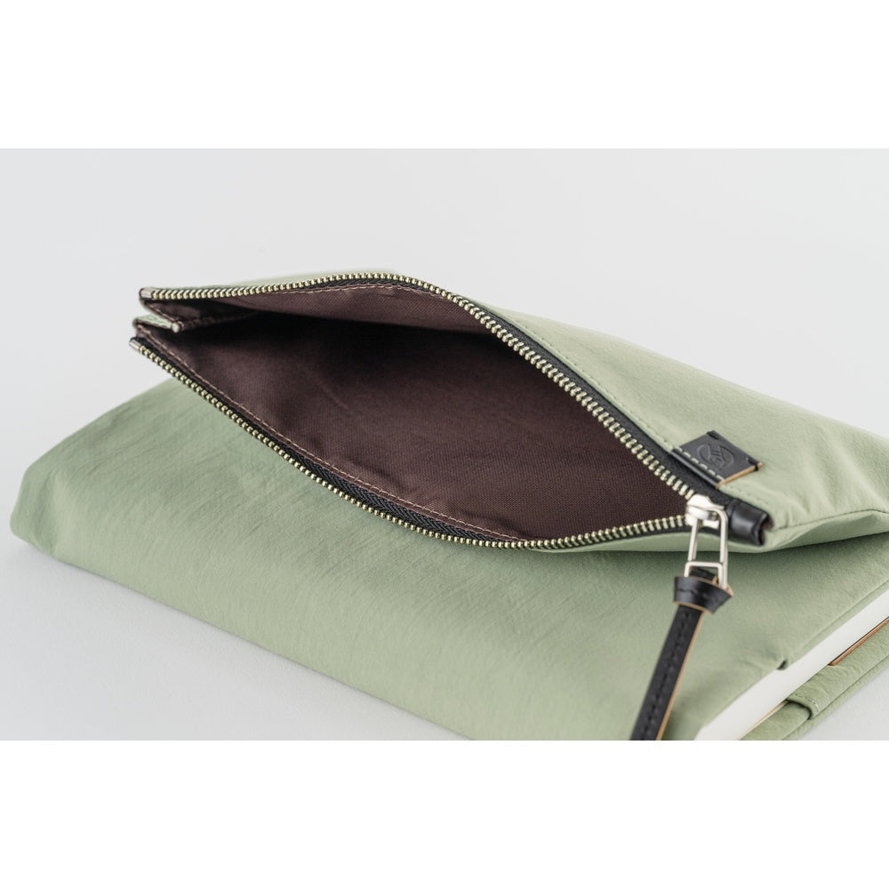 Hobonichi Techo A5 Cover - Tragen: Oakmoss