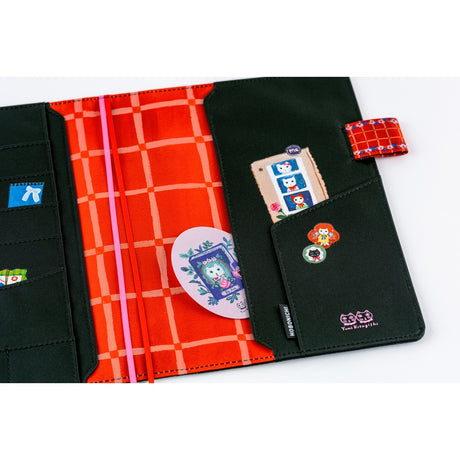 Hobonichi Techo 2026 Cousin A5 Book & Cover - Yumi Kitagishi: White Cat’s Daily Life [ENG/A5/Jan Start]