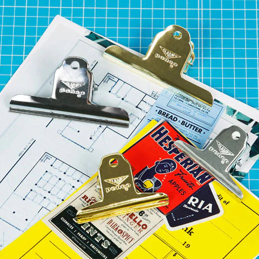 Clip de acero mediano PENCO