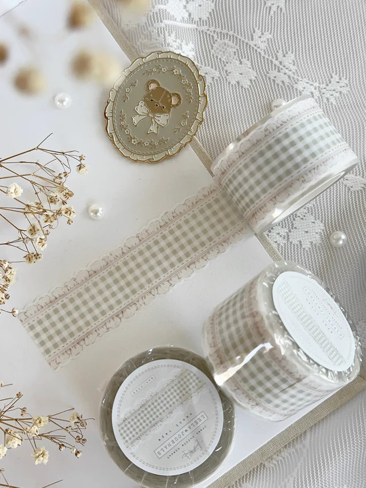♡ beige, sage green, brown, cherry red plaid ruffles die cut washi tape

♡ perfect for layering or adding backgrounds!

♡ 30mm wide die cut washi is very delicate, careful when unraveling!

♡ all washi is 10m long