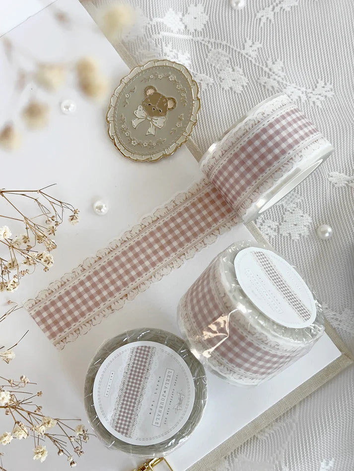 ♡ beige, sage green, brown, cherry red plaid ruffles die cut washi tape

♡ perfect for layering or adding backgrounds!

♡ 30mm wide die cut washi is very delicate, careful when unraveling!

♡ all washi is 10m long