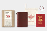 TRAVELER’S notebook LOVE AND TRIP Red (Passport Size)