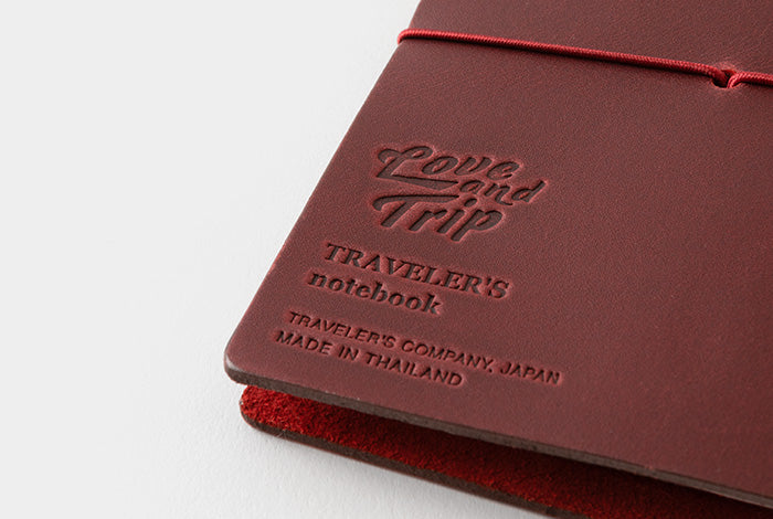 TRAVELER'S notebook LOVE AND TRIP Red (Passport Size) – Little TRAVELER'S notebook LOVE AND TRIP Red (Passport Size) – Little