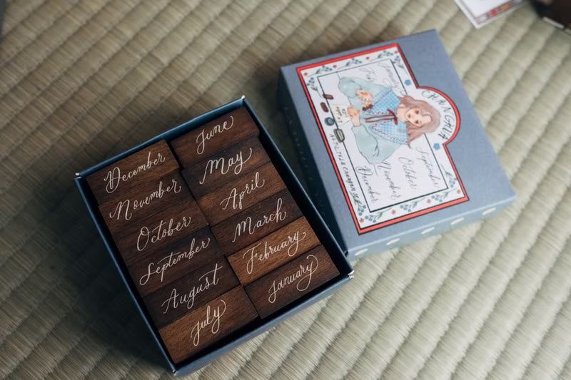 La Dolce Vita - English Months Stamp Set