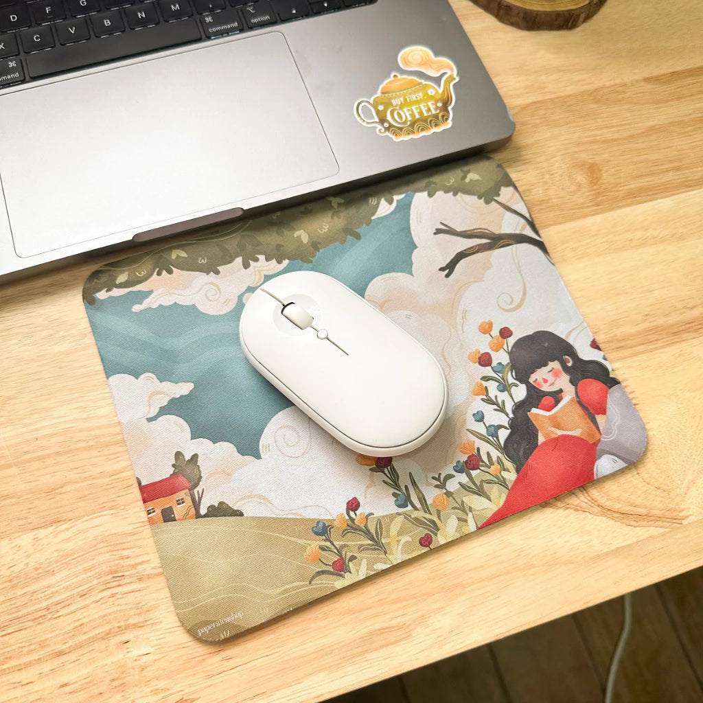 PaperaicaShop Reading Girl Mouse Pad