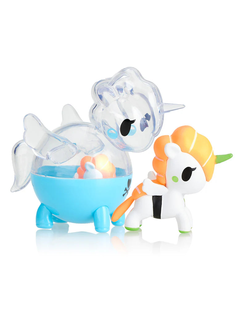 Capsule Cuties Unicornos love surprises and they’re ready to bring some excitement to your day with the Capsule Cuties Unicorno Blind Box! Each adorable Unicorno capsule comes with a mini tokidoki Unicorno inside! Experience all the fun of capsule toys with Capsule Cuties Unicorno Blind Box!