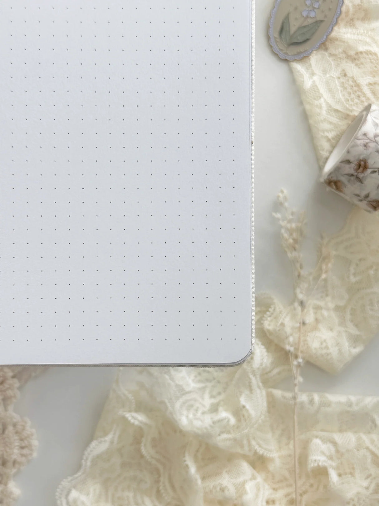 Tulip Notebook A5 (dotted)