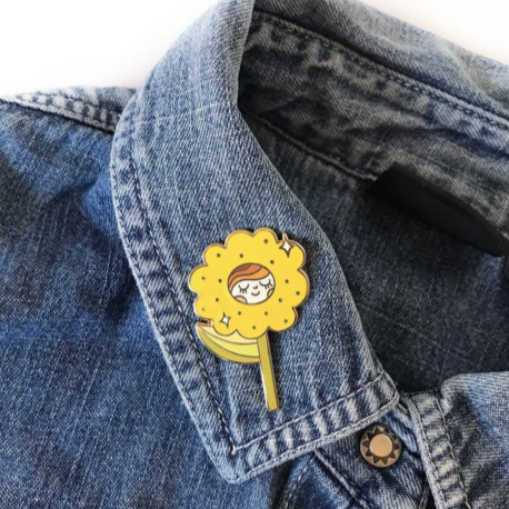 Yellow Happy Flower Pin